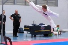 Tom-Flying-reverse-turning